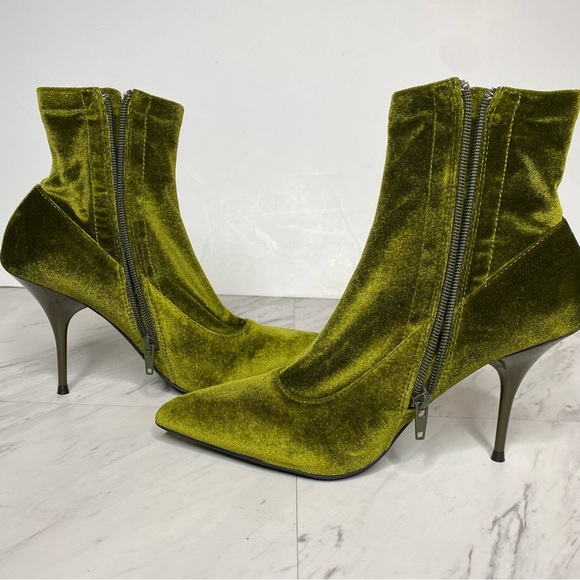 New! Jeffrey Campbell Florette Green Crushed Velvet Pointy Toe Heel Bootie 7 - Picture 6 of 14